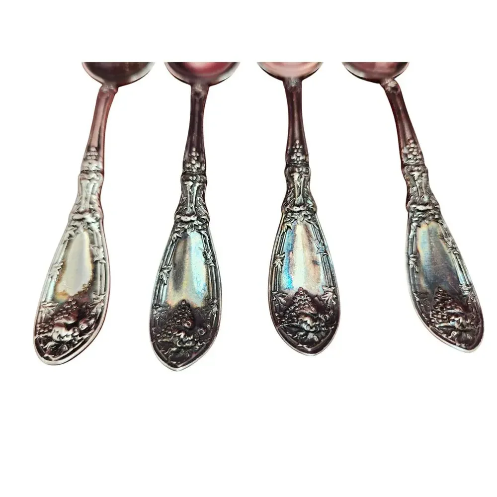 4 Oneida La Vigne Silverplate 1908 Five O’Clock Teaspoon Vintage Grape 5 1/8”
